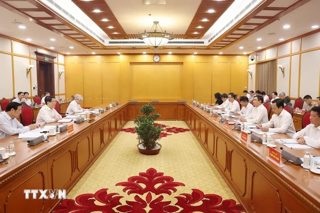 Ủy viên Bộ Chính trị, Chủ tịch nước Lương Cường chủ trì cuộc họp Bộ Chính trị với Ban Thường vụ Tỉnh ủy Điện Biên. (Ảnh: Lâm Khánh/TTXVN)