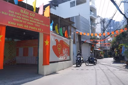 Một điểm bầu cử của phường Phú Thuận. (Ảnh: Khánh Ly/Vietnam+)