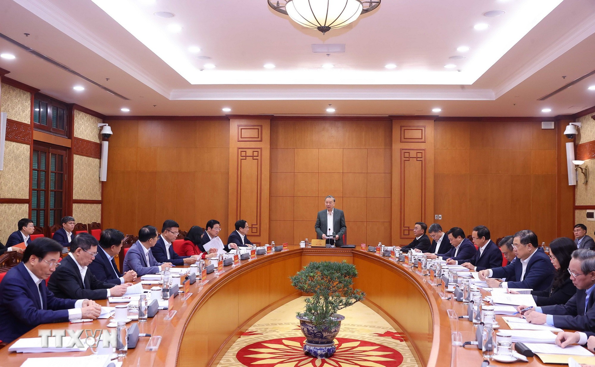 Tổng Bí thư Tô Lâm chủ trì buổi làm việc với Thường trực các Tiểu ban Đại hội XIV của Đảng. (Ảnh: Văn Điệp/TTXVN)