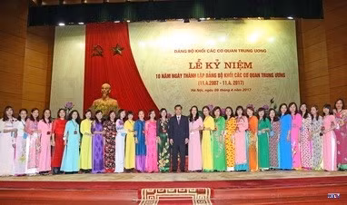 cd174130-resize.jpg
