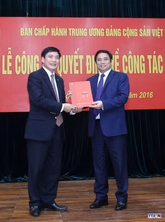 cd165954-resize.jpg