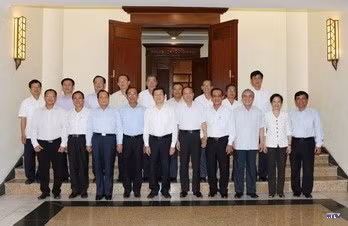 cd159712-resize.jpg