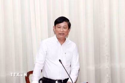 Ông Võ Văn Minh, Phó Bí thư Thành ủy, Chủ tịch Hội đồng Nhân dân Thành phố Hồ Chí Minh, Chủ tịch Ủy ban Bầu cử Thành phố chủ trì Phiên họp. (Ảnh: Xuân Khu/TTXVN)