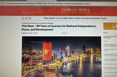 Bài viết "Việt Nam - 80 năm hành trình vì độc lập dân tộc, hòa bình và phát triển" của Đại sứ Việt Nam tại Iran Nguyễn Lương Ngọc đăng trên báo Tehran Times. (Nguồn: Nguyễn Trường/TTXVN)