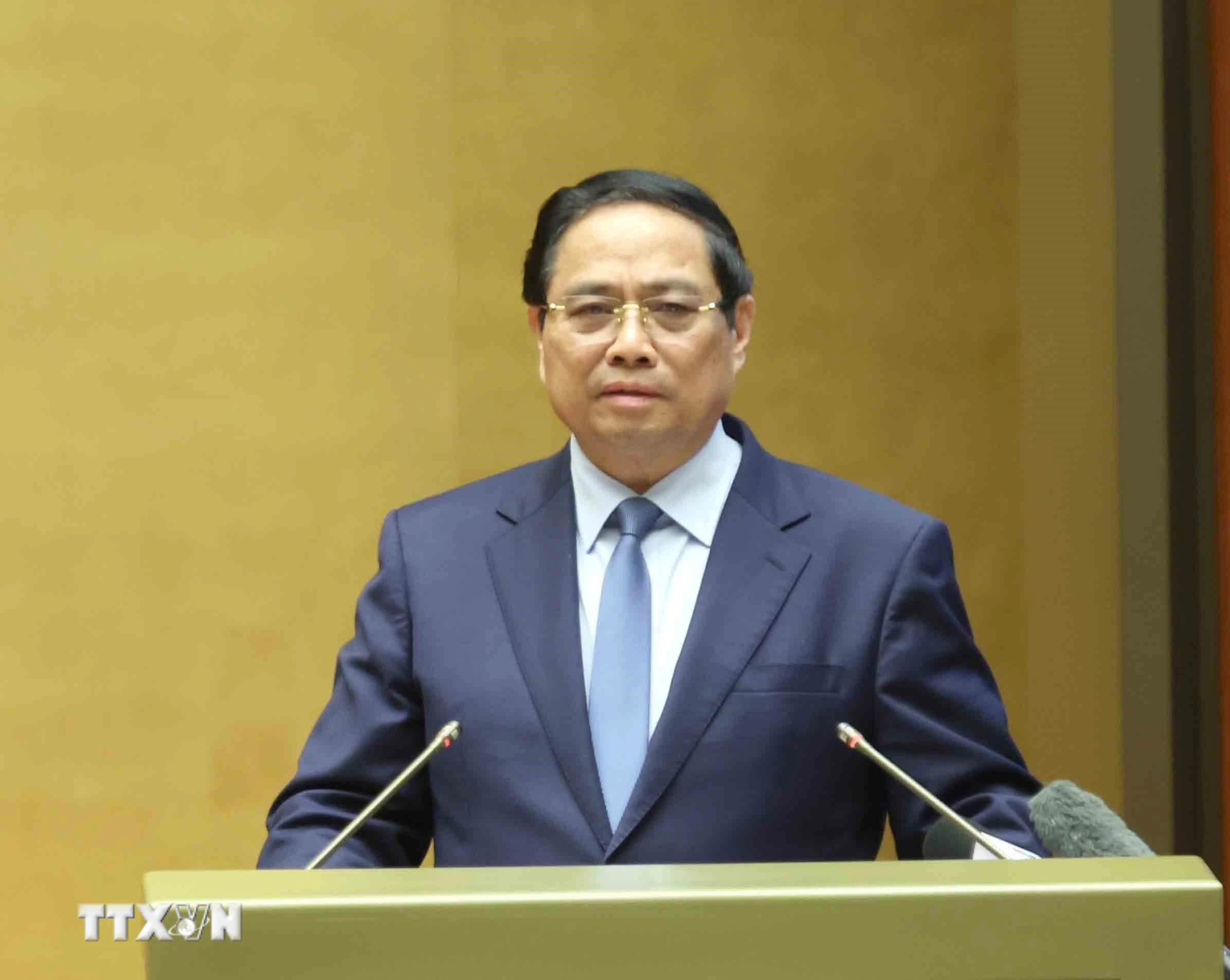 Đồng chí Phạm Minh Chính, Ủy viên Bộ Chính trị, Thủ tướng Chính phủ trình bày Chuyên đề “Nội dung trọng tâm, cốt lõi của Nghị quyết số 71-NQ/TW, ngày 22/8/2025 của Bộ Chính trị về đột phá phát triển giáo dục và đào tạo và Chương trình hành động thực hiện Nghị quyết số 71-NQ/TW”. (Ảnh: Phương Hoa/TTXVN)