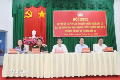 Quang cảnh buổi tiếp xúc cử tri. (Ảnh: Ngọc Thiện/TTXVN)