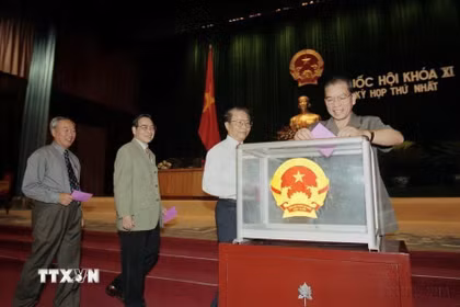 Quốc hội Việt Nam thể hiện vai trò là cơ quan đại biểu cao nhất của nhân dân. (Ảnh: TTXVN)