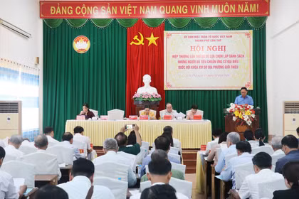 Ngày 11/2/2026, tại thành phố Cần Thơ, Ủy ban Mặt trận Tổ quốc Việt Nam thành phố Cần Thơ đã tổ chức hội nghị hiệp thương lần ba để lựa chọn danh sách những người đủ tiêu chuẩn ứng cử đại biểu Quốc hội khóa XVI do địa phương giới thiệu. (Ảnh: Ngọc Thiện/TTXVN)