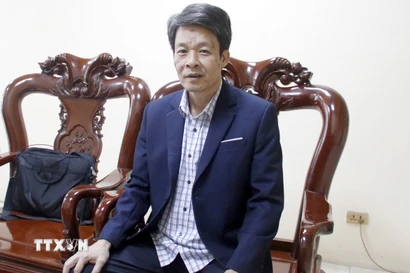 Ông Vũ Tấn Phú, Phó Chủ tịch Liên hiệp Các hội Khoa học và Kỹ thuật, Chủ nhiệm Câu lạc bộ Trí thức tỉnh Bắc Ninh, góp ý vào Dự thảo các Văn kiện trình Đại hội XIV của Đảng. (Ảnh: Đồng Thúy/TTXVN)