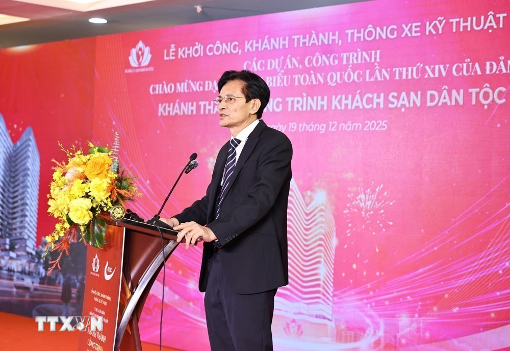 ttxvn-khanh-thanh-cong-trinh-khach-san-dan-toc-8481546-2.jpg