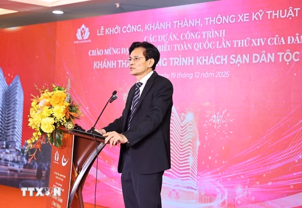 ttxvn-khanh-thanh-cong-trinh-khach-san-dan-toc-8481546-2.jpg