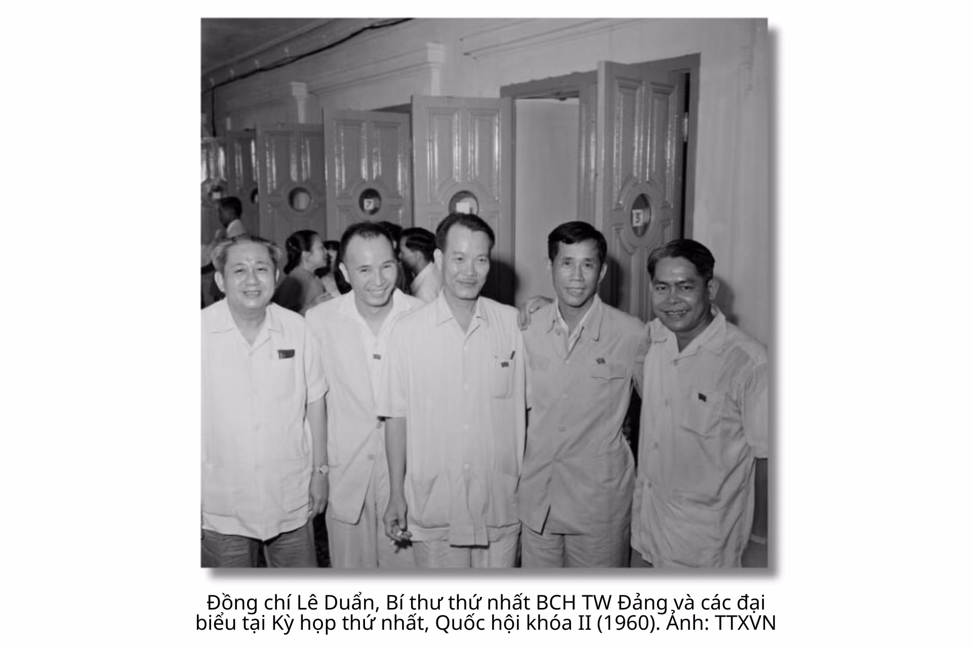 quoc-hoi-khoa-ii-11.png