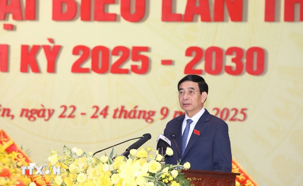 Đại tướng Phan Văn Giang, Ủy viên Bộ Chính trị, Phó Bí thư Quân ủy Trung ương, Bộ trưởng Bộ Quốc phòng phát biểu chỉ đạo Đại hội. (Ảnh: Vũ Hoàng Giang/TTXVN)