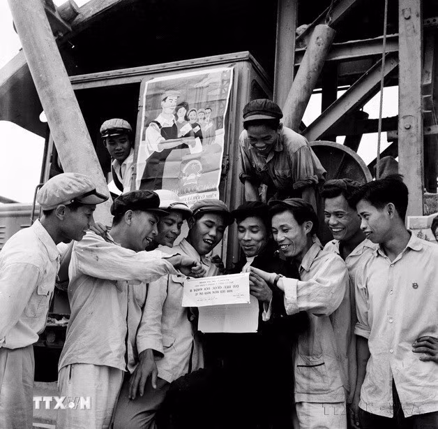ttxvn-quoc-hoi-viet-nam-tap-trung-cao-nhat-tri-tue-y-chi-nguyen-vong-va-suc-manh-cua-nhan-dan-6.jpg