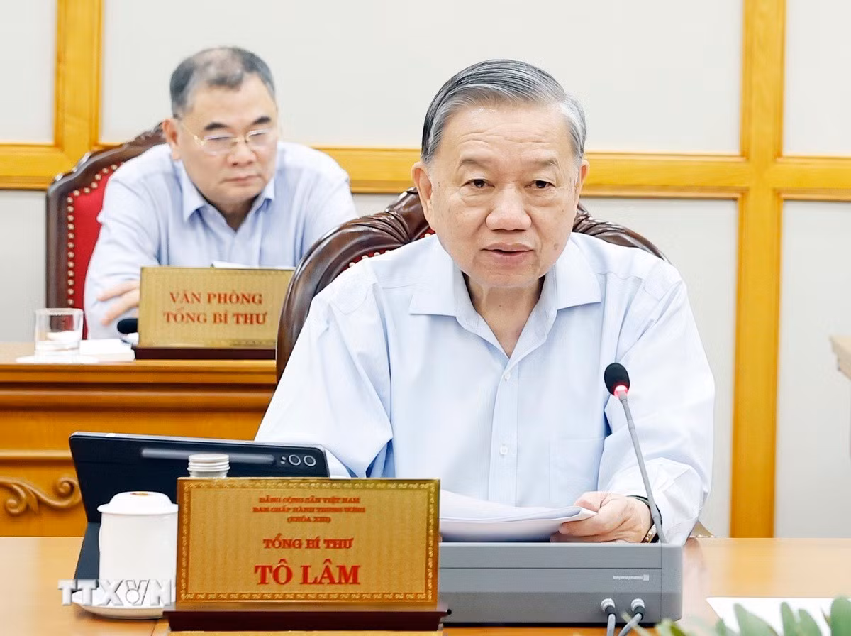 ttxvn-bo-chinh-tri-ban-bi-thu-ket-luan-ve-ket-qua-hoat-dong-chinh-quyen-dia-phuong-2-cap-4.jpg