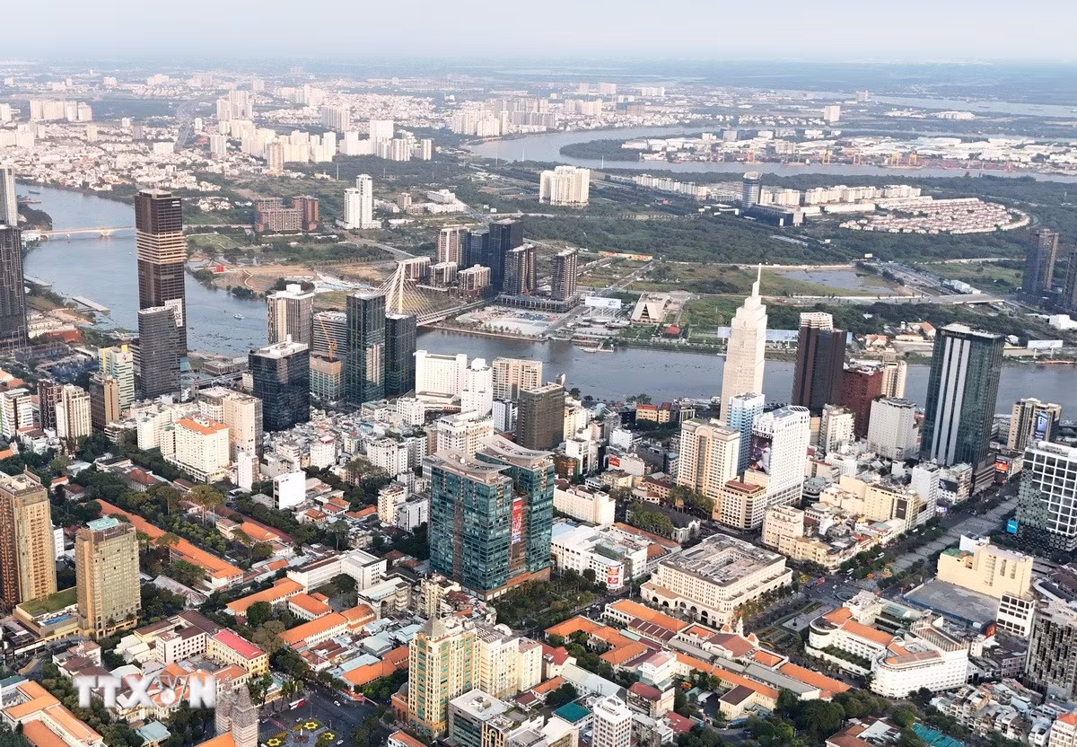 ttxvn-trung-tam-tai-chinh-tphcm.jpg