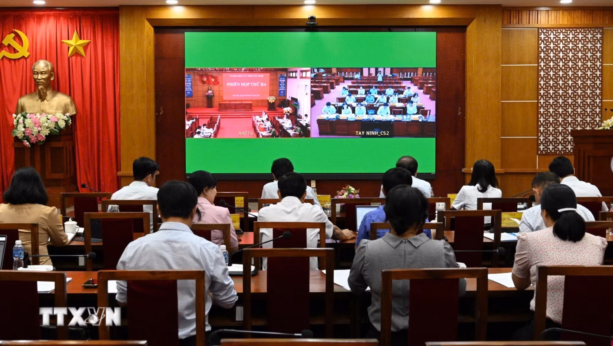 ttxvn-uy-ban-bau-cu-tinh-tay-ninh-hop-phien-thu-3-4.jpg