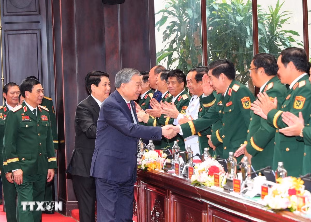 ttxvn-tong-bi-thu-be-mac-dai-hoi-dang-bo-quan-doi-2.jpg