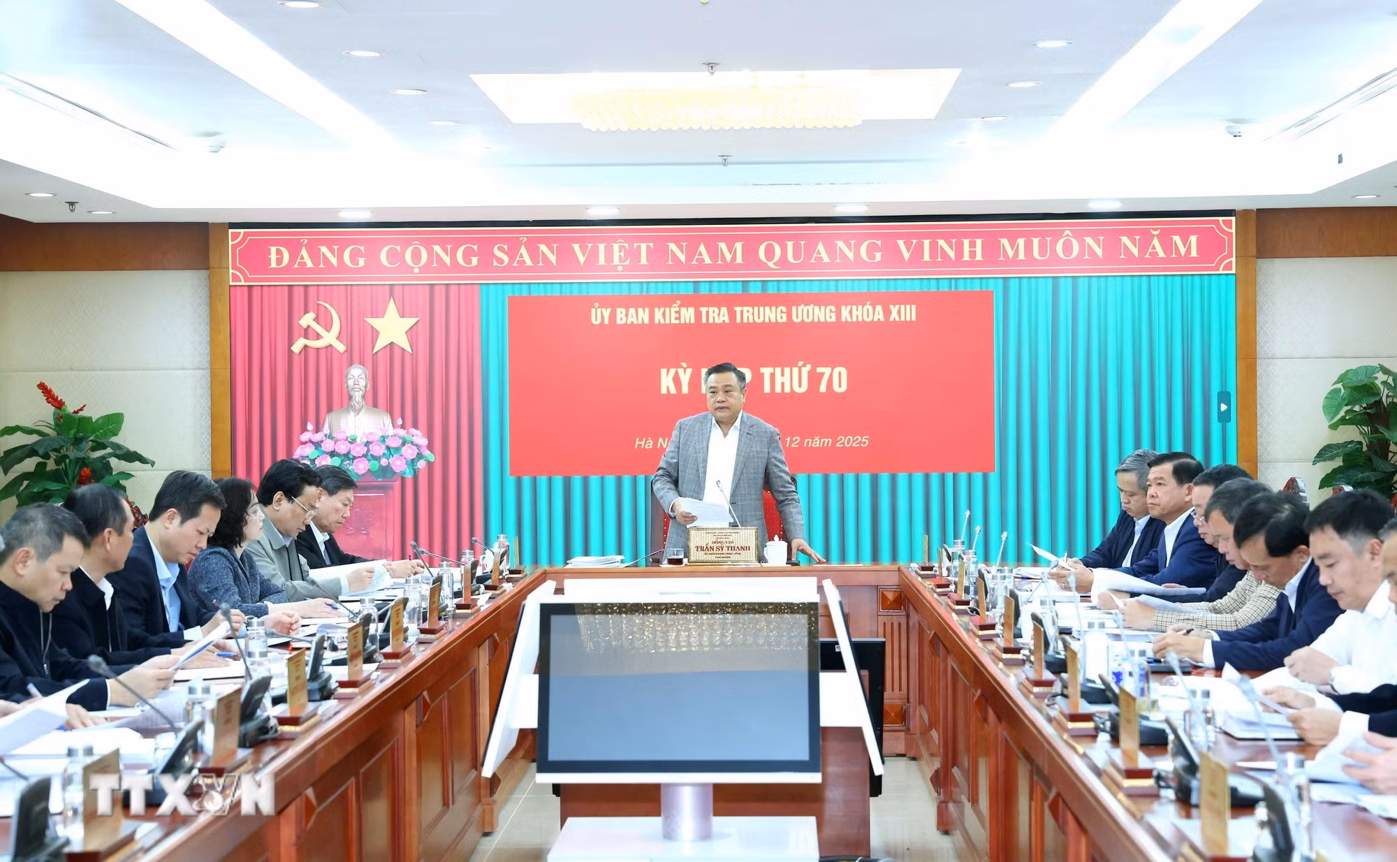 ttxvn-uy-ban-kiem-tra-trung-uong.jpg