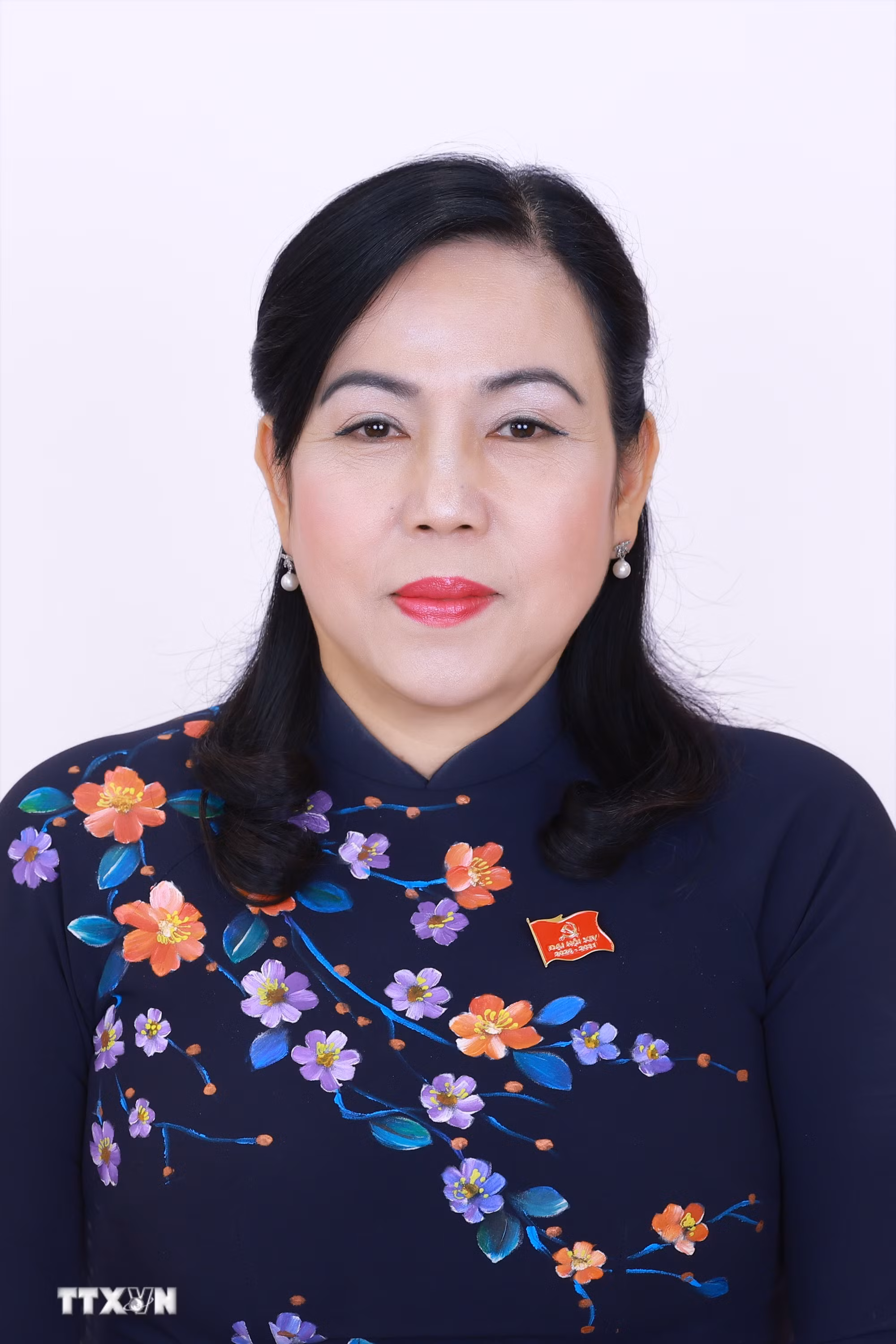ttxvn-danh-sach-180-uy-vien-chinh-thuc-ban-chap-hanh-trung-uong-dang-khoa-xiv-44.jpg