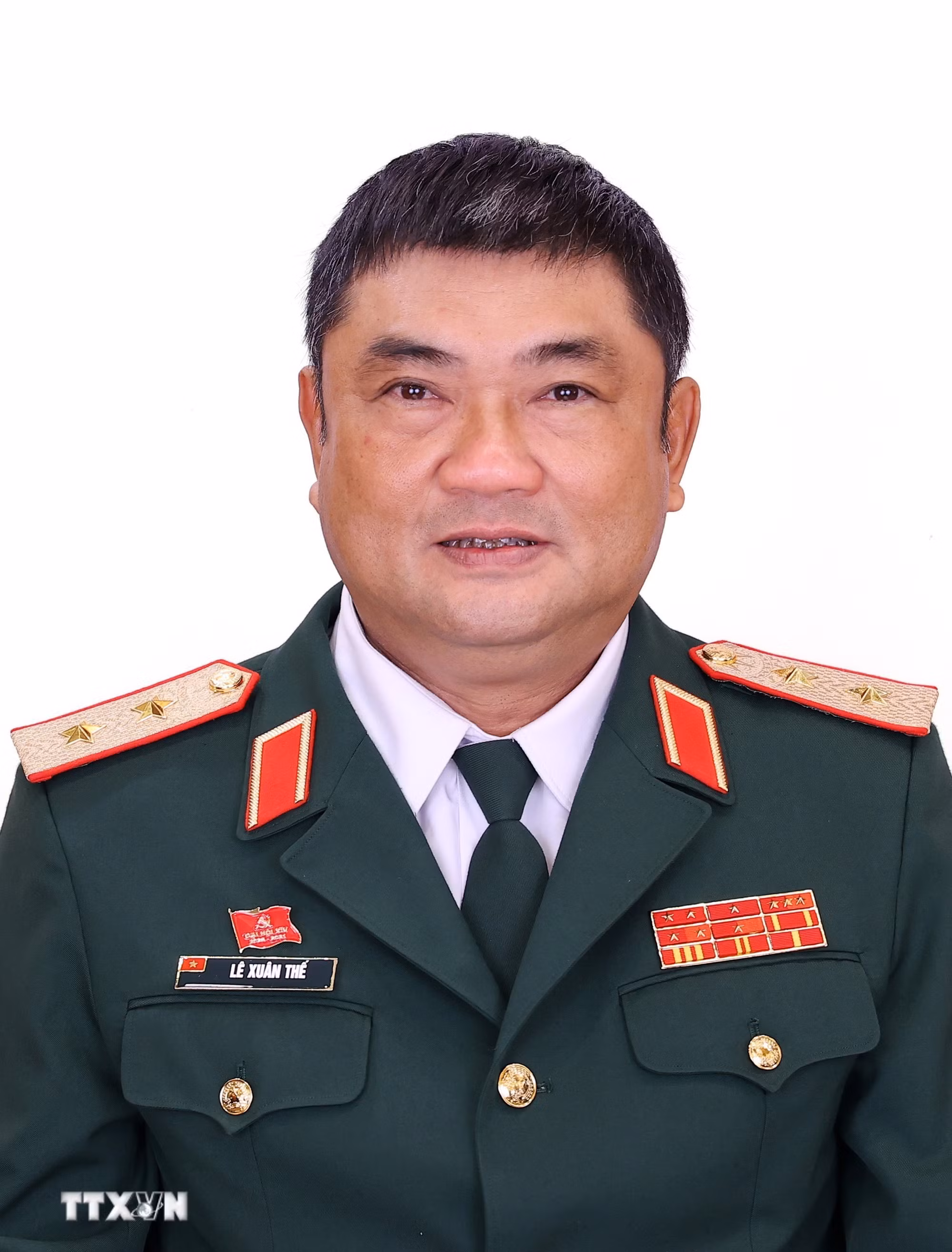 ttxvn-danh-sach-180-uy-vien-chinh-thuc-ban-chap-hanh-trung-uong-dang-khoa-xiv-28.jpg