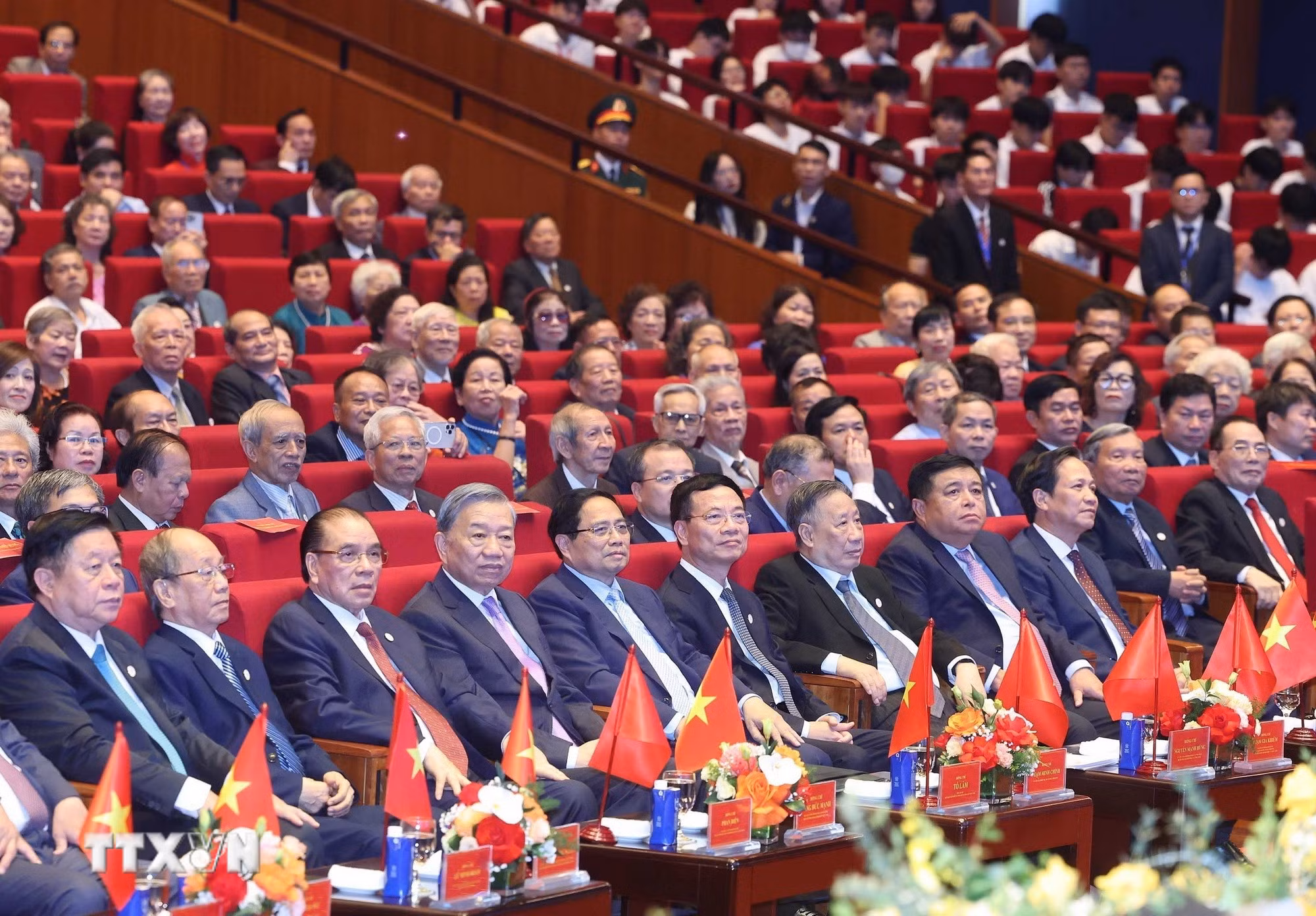 ttxvn-tong-bi-thu-nganh-buu-chinh-vien-thong-4.jpg