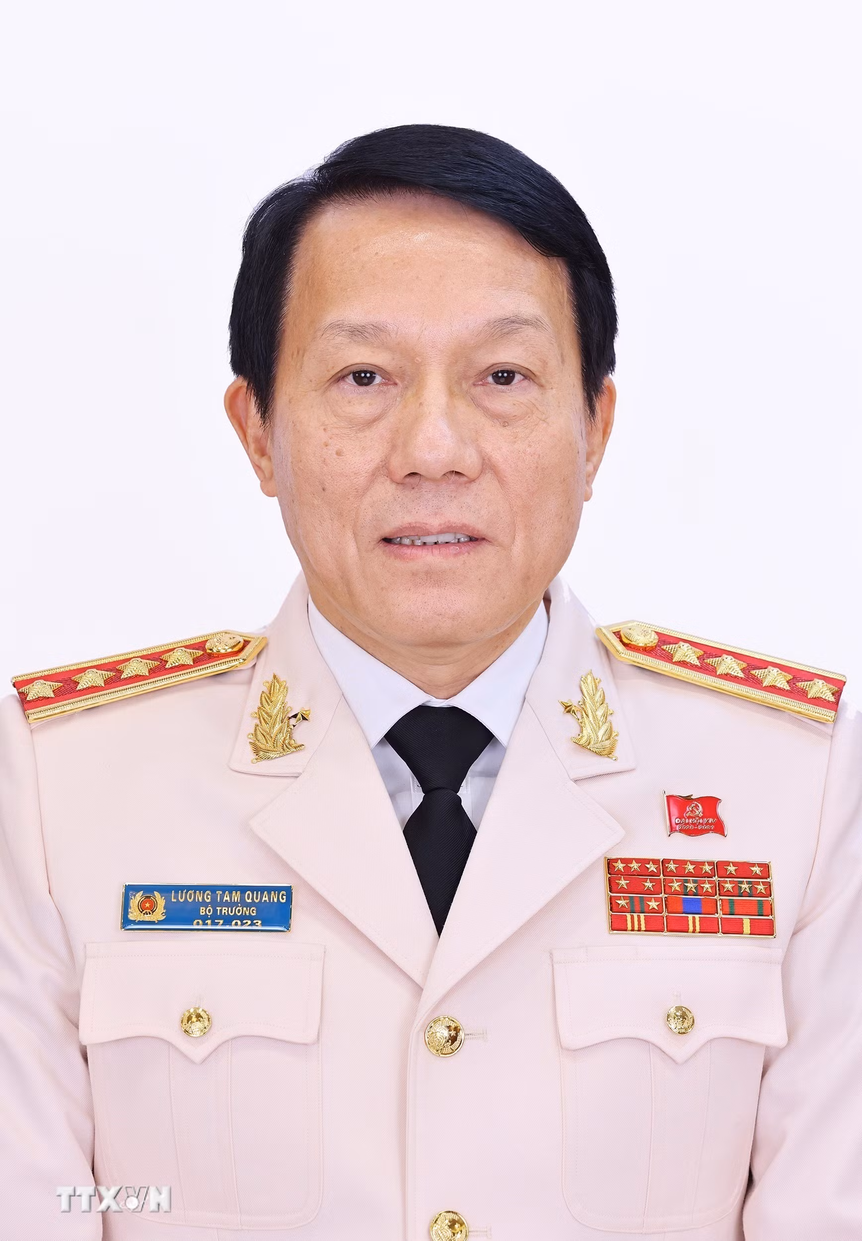 ttxvn-bo-chinh-tri-khoa-xiv-8.jpg