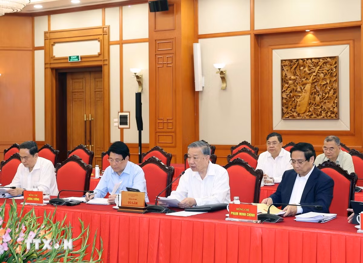 ttxvn-tong-bi-thu-co-quan-dang-trung-uong-6.jpg