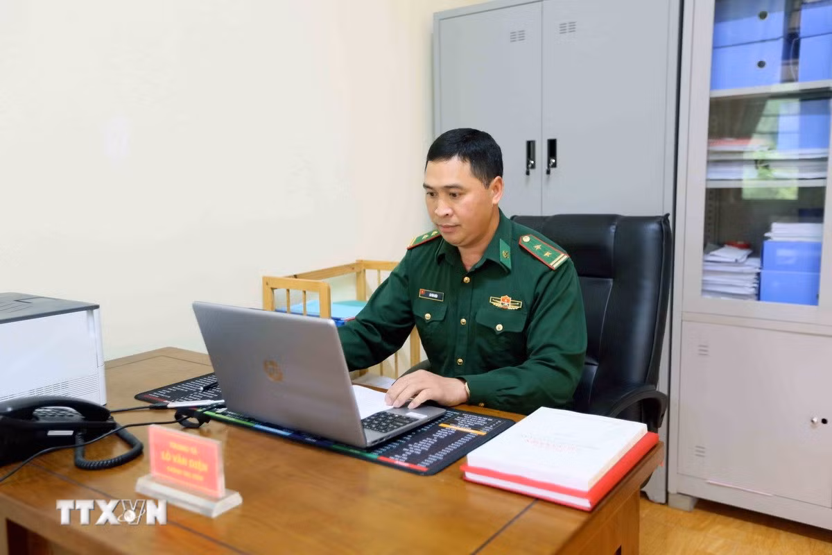 ttxvn-gop-y-van-kien-dai-hoi-dang-4.jpg