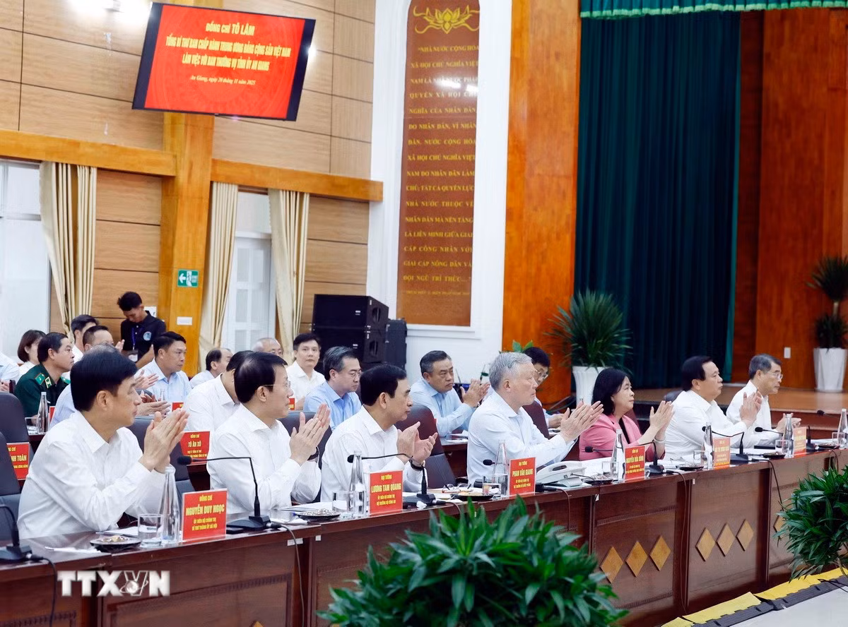 ttxvn-tong-bi-thu-to-lam-tinh-uy-an-giang-3.jpg