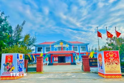 Toàn đặc khu Cồn Cỏ có 1 khu vực bỏ phiếu đặt tại Nhà Văn hóa Thanh niên. (Ảnh: TTXVN phát)