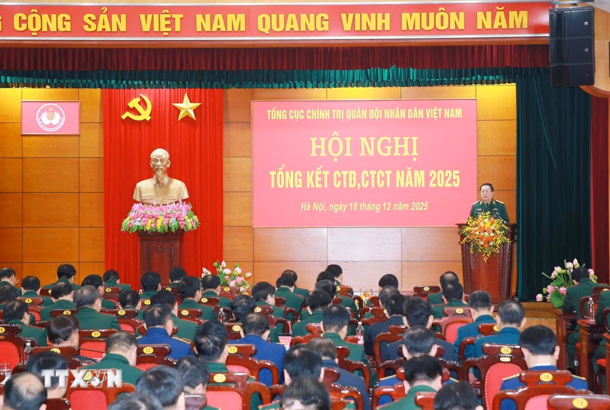 ttxvn-1812-tong-cuc-chinh-tri-quan-doi-nhan-dan-viet-nam-2.jpg