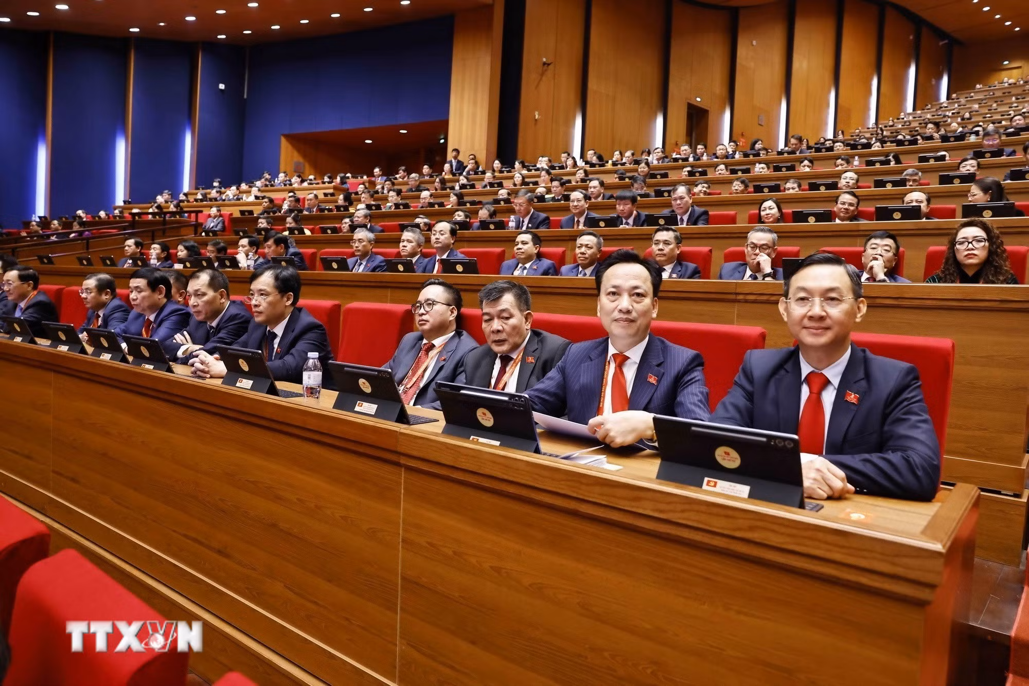 ttxvn-1901-trung-bay-anh-dai-hoi-dang-16.jpg