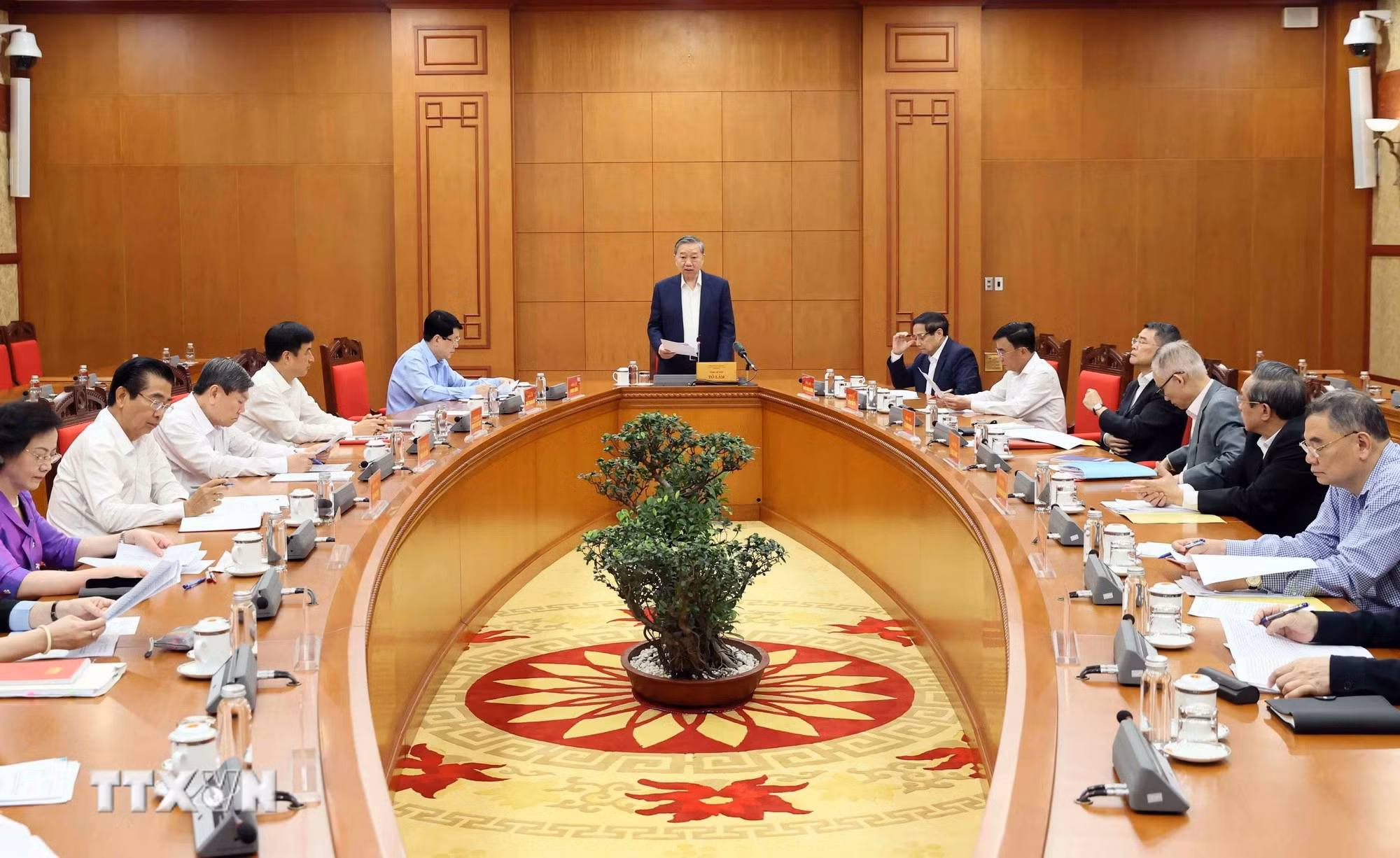 ttxvn-1301-tong-bi-thu-nhan-su-dai-hoi-dang.jpg