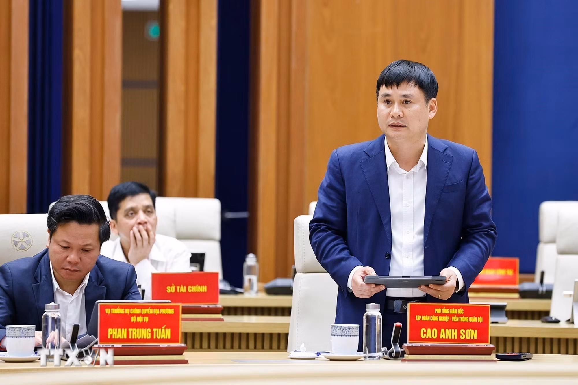 ttxvn-2602-chu-tich-quoc-hoi-uy-ban-bau-cu-hai-phong-8.jpg