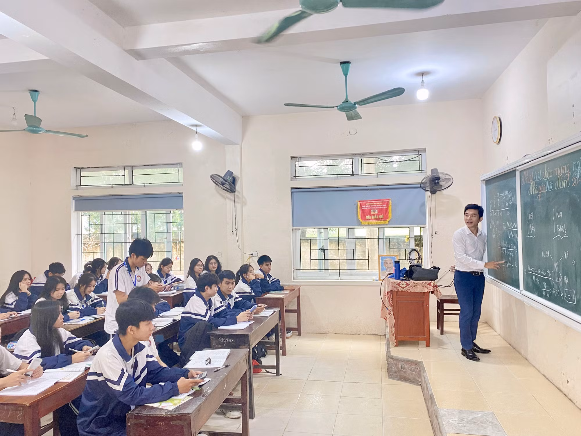 3009-ha-tinh-giao-duc.jpg