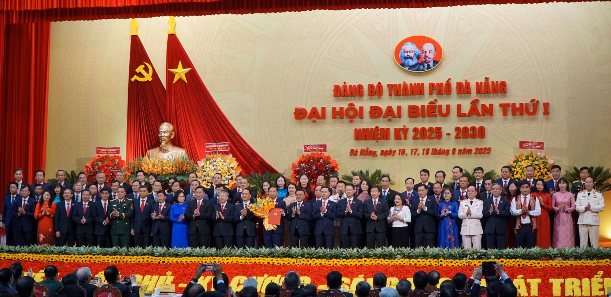 2703-dai-hoi-dang-bo-thanh-pho-da-nang.jpg