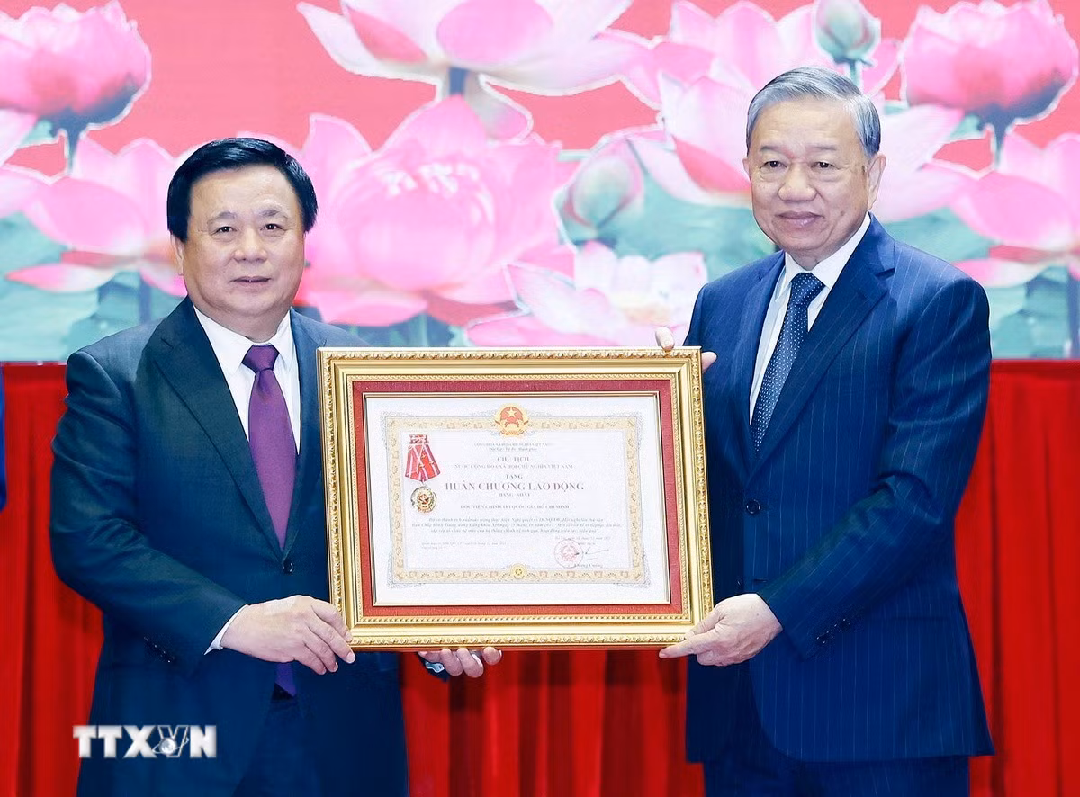 ttxvn-3012-tong-bi-thu-hoc-vien-chinh-tri-quoc-gia-ho-chi-minh-13.jpg
