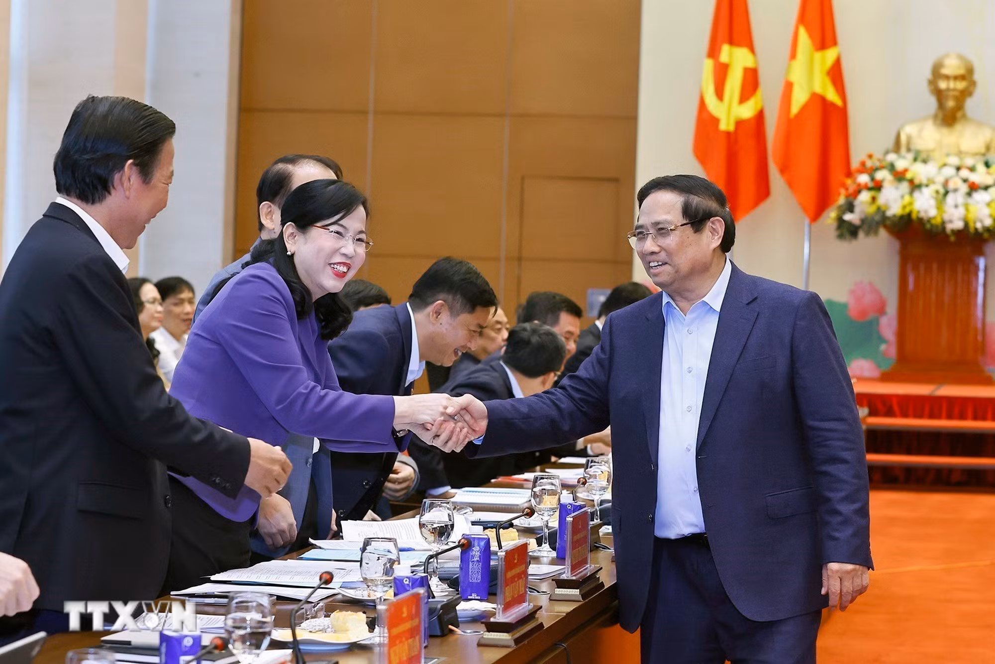 ttxvn-0903-thu-tuong-chu-tich-quoc-hoi-hop-chuong-trinh-ky-hop-thu-nhat-quoc-hoi-khoa-xvi-4.jpg