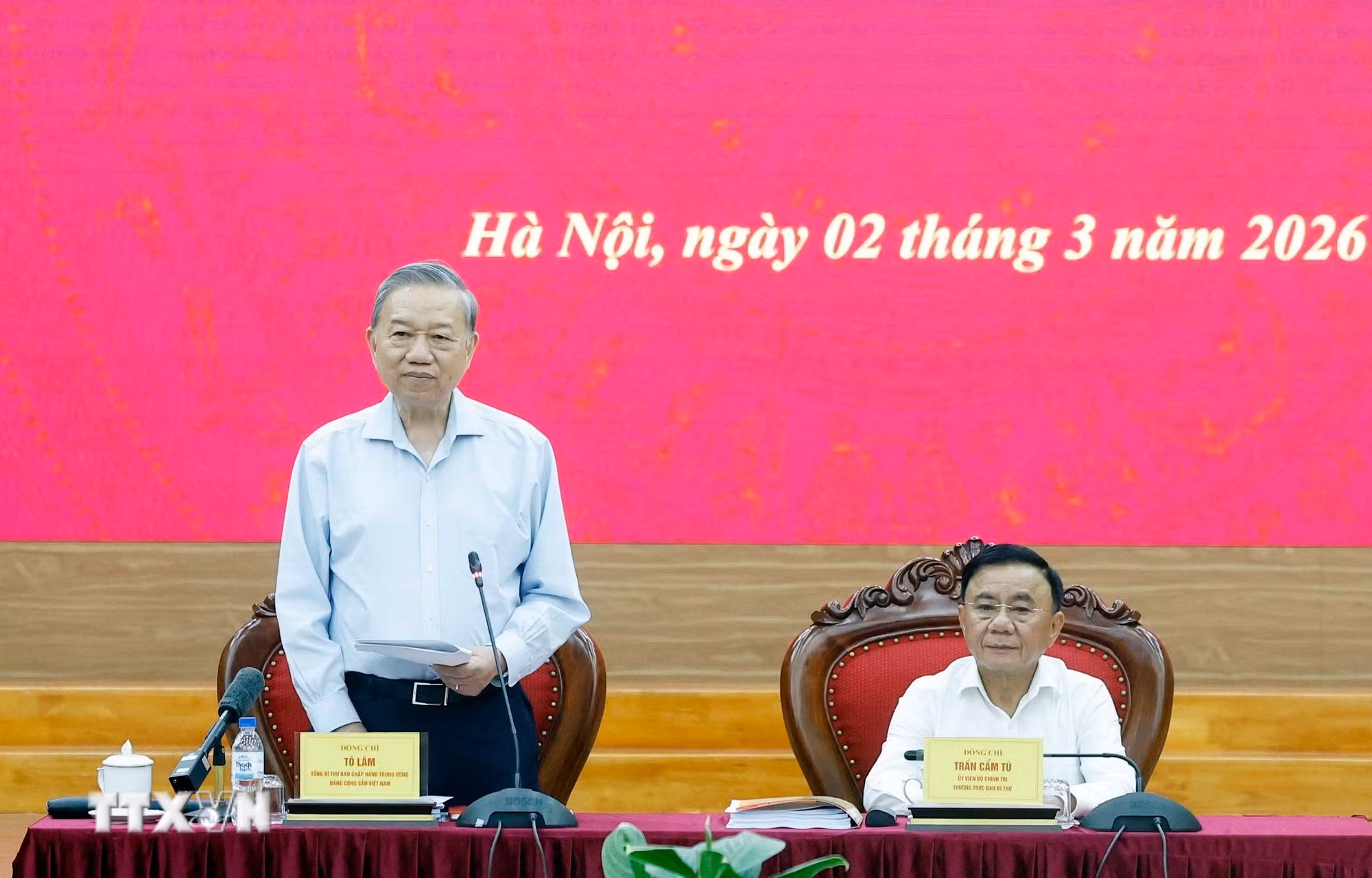 ttxvn-0203-tong-bi-thu-ban-chinh-sach-chien-luoc-trung-uong-1.jpg