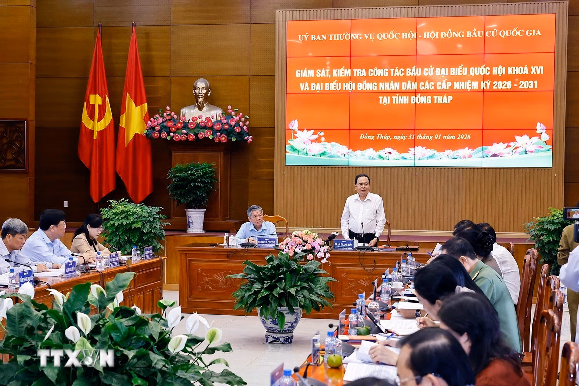 ttxvn-3101-chu-tich-quoc-hoi-uy-ban-bau-cu-tinh-dong-thap-1.jpg
