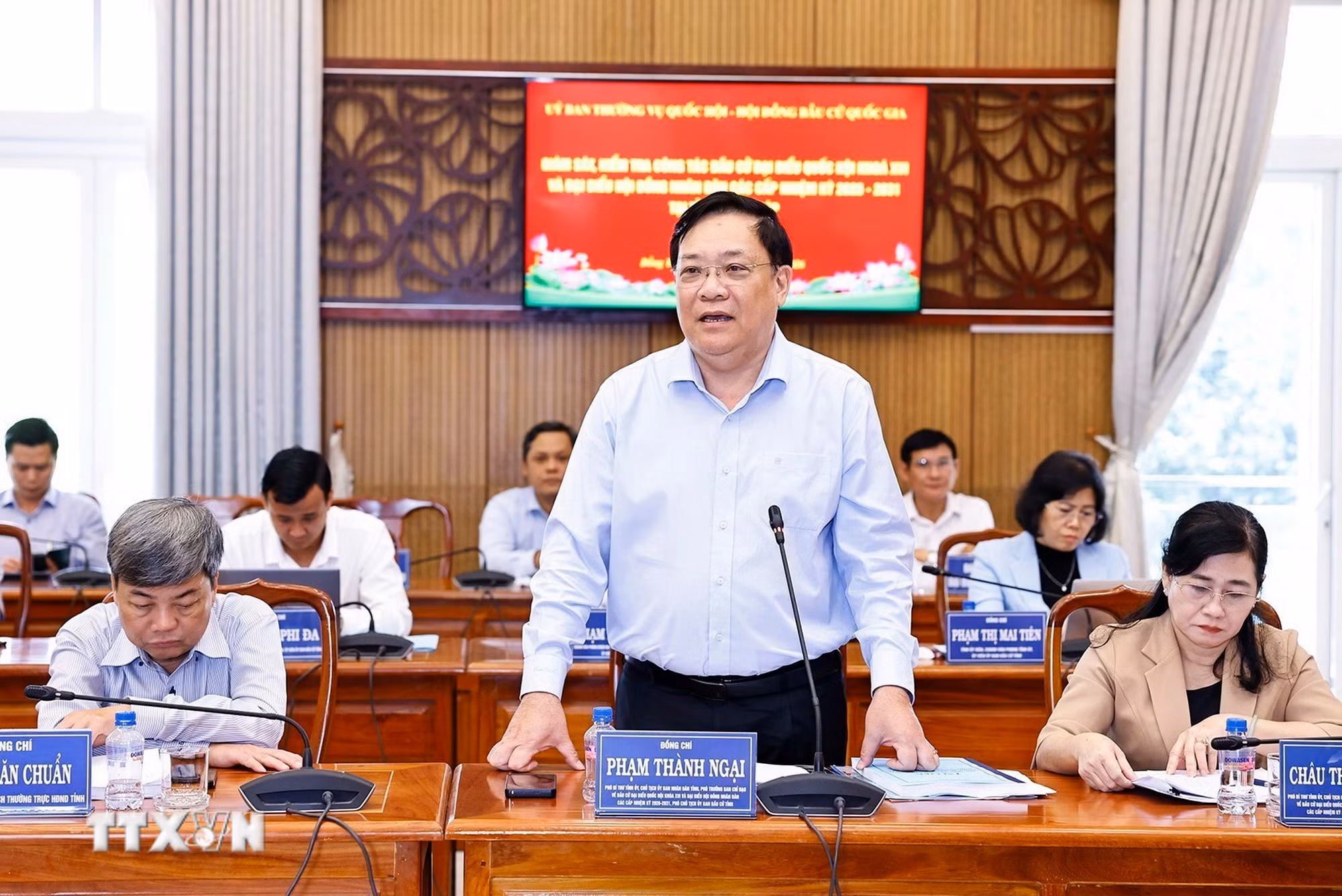 ttxvn-3101-chu-tich-quoc-hoi-uy-ban-bau-cu-tinh-dong-thap-8.jpg