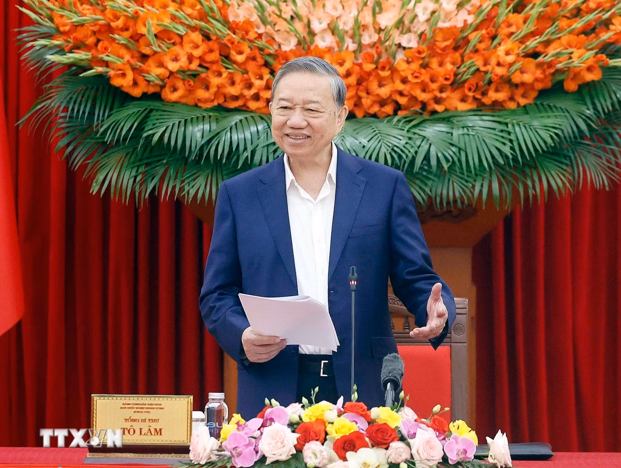 ttxvn-0403-tong-bi-thu-lam-viec-100-nam-dang-lanh-dao-cach-mang-viet-nam-3.jpg