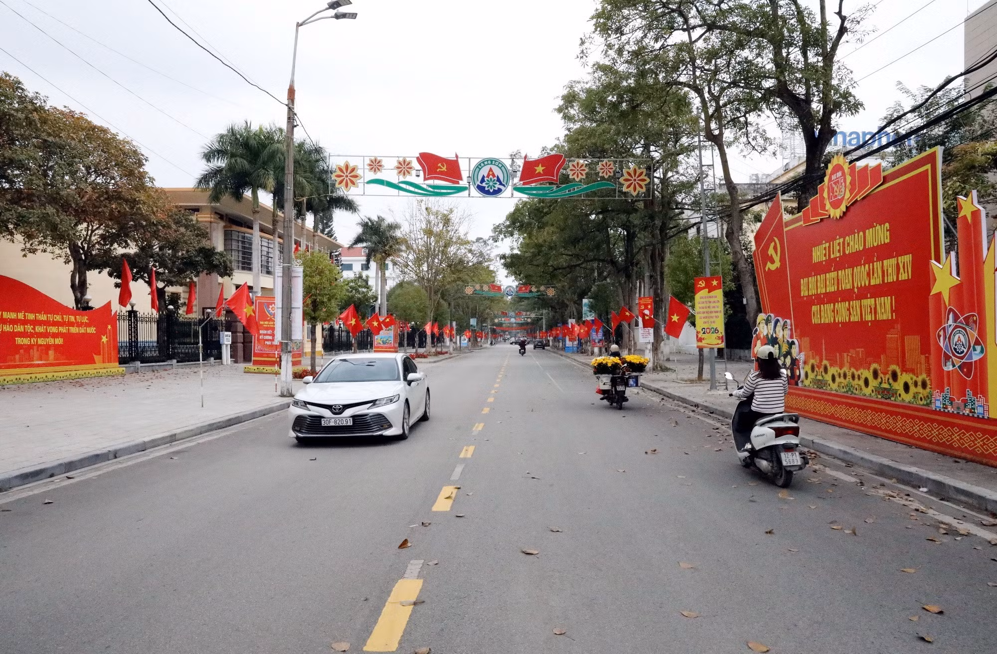 1801-lang-son-co-hoa-dai-hoi-dang-2.jpg