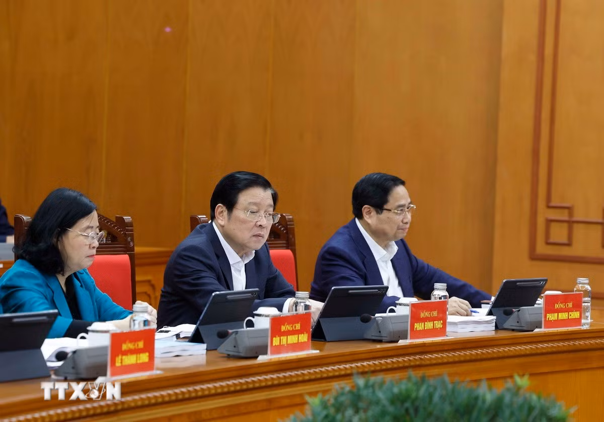 ttxvn-1712-tong-bi-thu-ban-chi-dao-trung-uong-hoan-thien-the-che-5.jpg