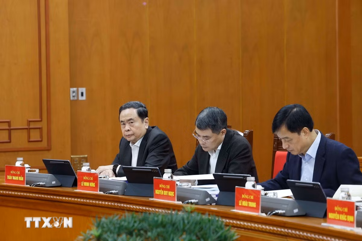 ttxvn-1712-tong-bi-thu-ban-chi-dao-trung-uong-hoan-thien-the-che-4.jpg