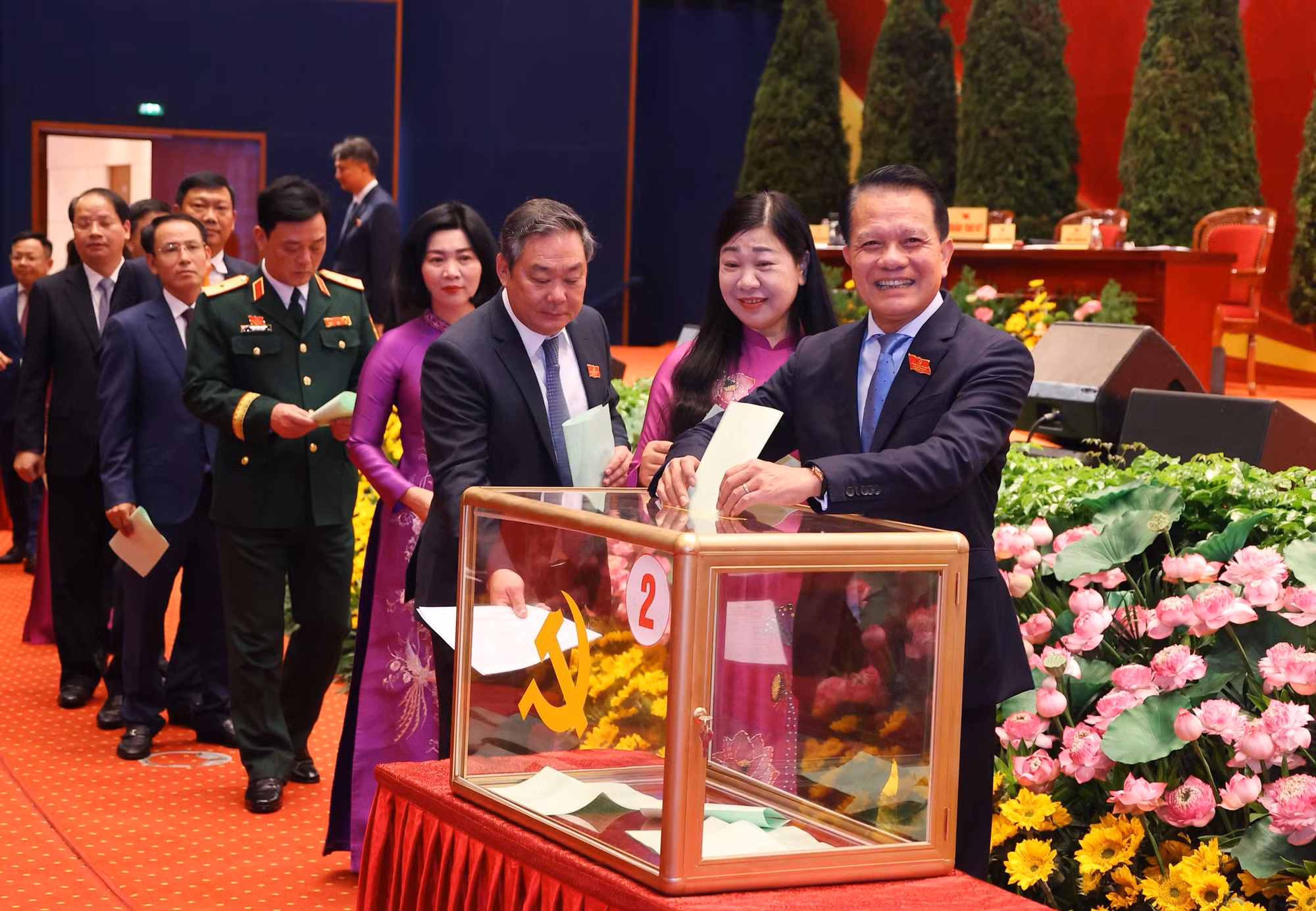 1710-dai-hoi-dang-bo-thanh-pho-ha-noi-5.jpg