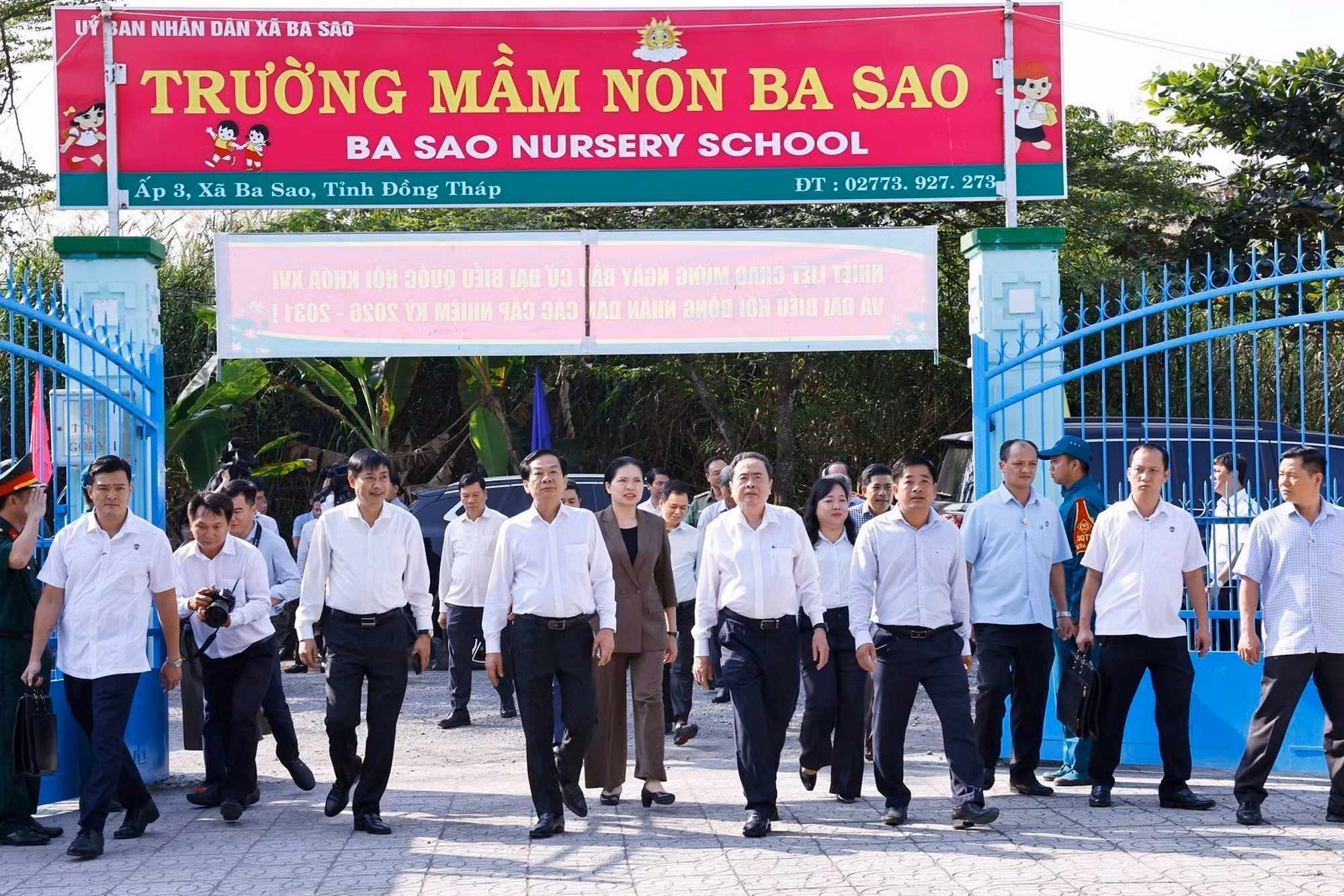 3101-chu-tich-quoc-hoi-khao-sat-cong-tac-bau-cu-tinh-dong-thap-3.jpg