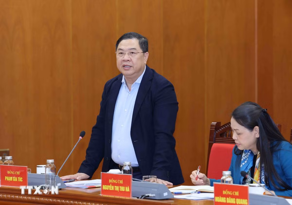 ttxvn-0701-thuong-truc-ban-bi-thu-chuan-bi-dai-hoi-dang-5.jpg