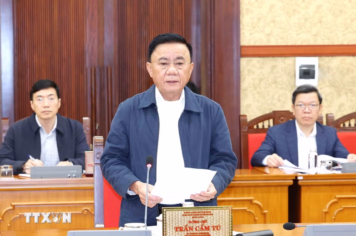 ttxvn-1911-thuong-truc-ban-bi-thu-tieu-ban-to-chuc-dh-dang-4.jpg